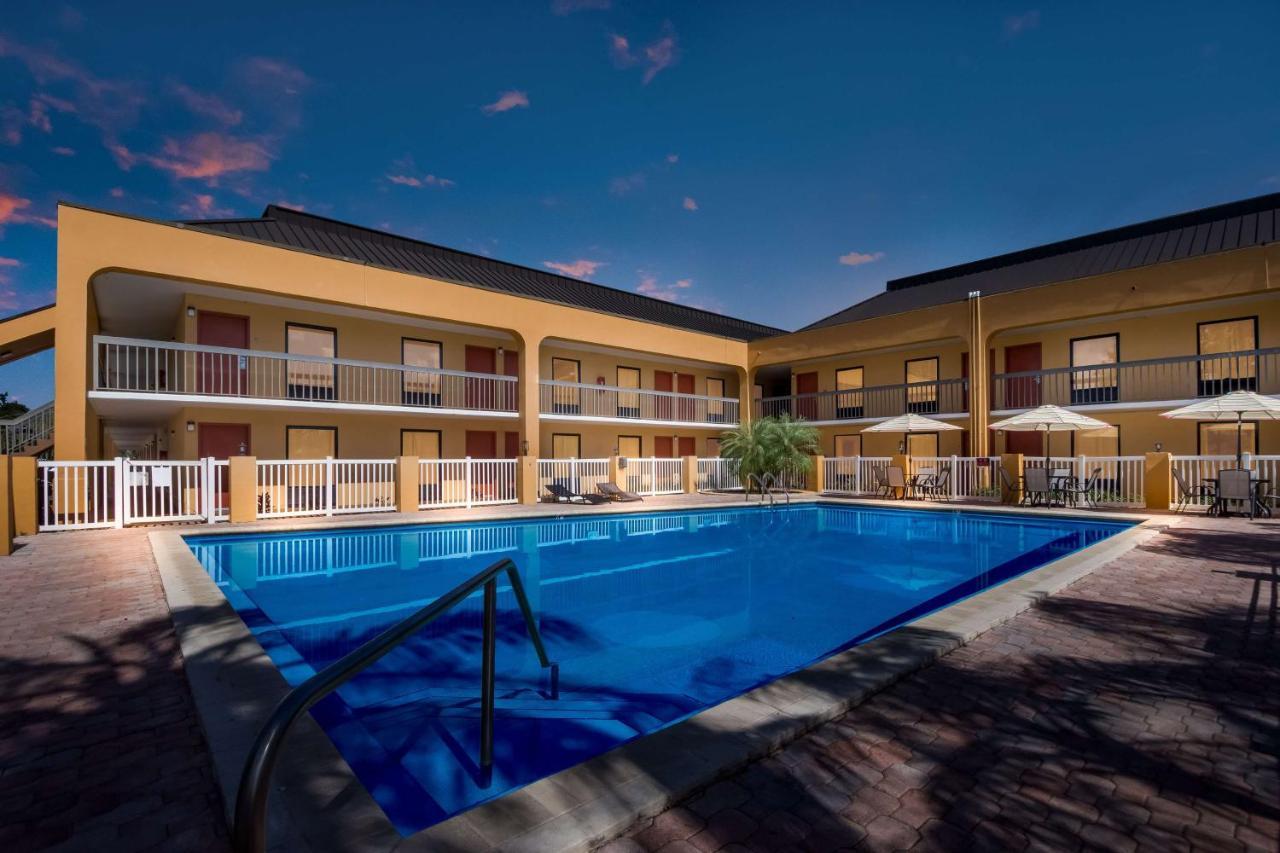 Surestay Hotel By Best Western St Pete Clearwater Airport Ngoại thất bức ảnh